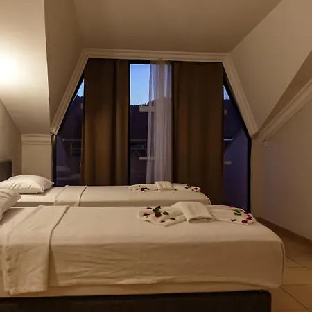 7 Brothers Hotel
