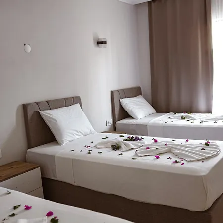 Hotel 7 Brothers