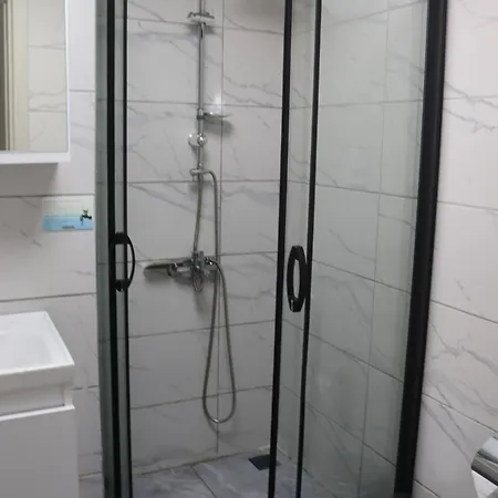 Hotel 7 Brothers 3*
