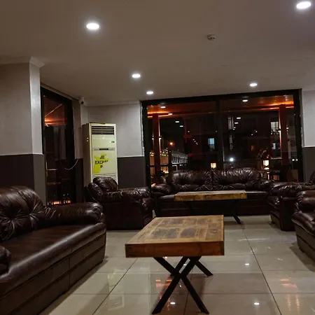 7 Brothers Hotel 3*