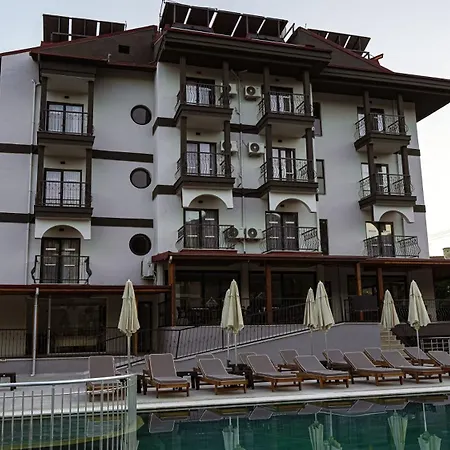 7 Brothers Hotel