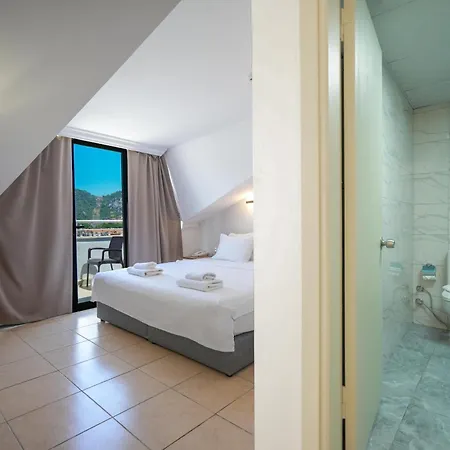 7 Brothers Hotel 3*