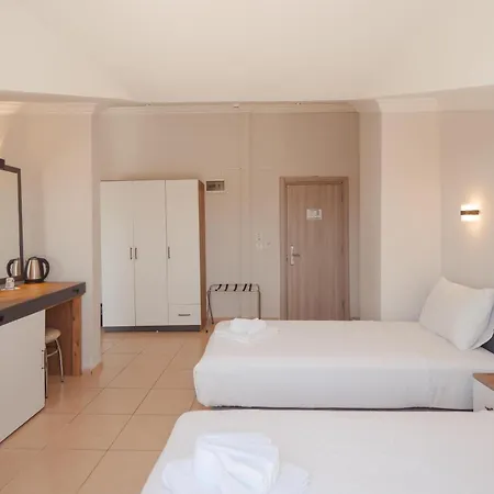 7 Brothers Hotel